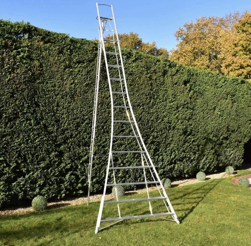 Tripod ladders 16ft - 16ft, (4.8